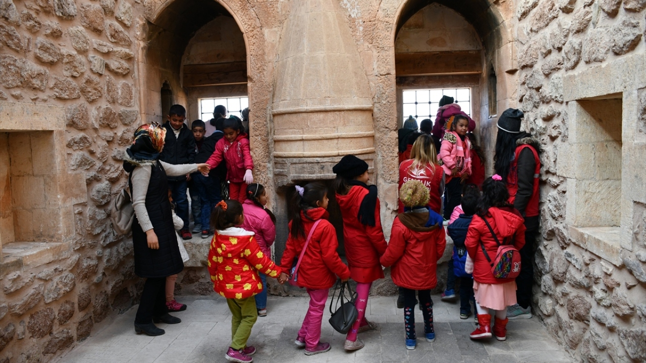 Gençlik ve Spor İlçe Müdürü Sevgi Lordoğlu, yaptığı açıklamada, projenin ilçe merkezine çok uzakta olan köylerdeki çocukları kapsadığını söyledi.