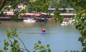 Trabzon'daki gölün tabanından 180 bin metreküp malzeme çıktı