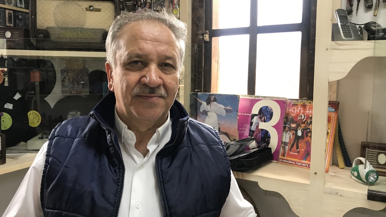 "Gençler çoğunu bilmiyor"