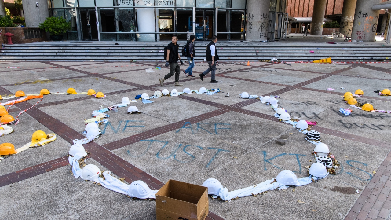 Kentte hazirandan bu yana aralıklarla süren protestolarda yaklaşık 5 bin protestocu gözaltına alındı.