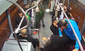 Otobüste fenalaşan yolcuyu, hastaneye şoför yetiştirdi