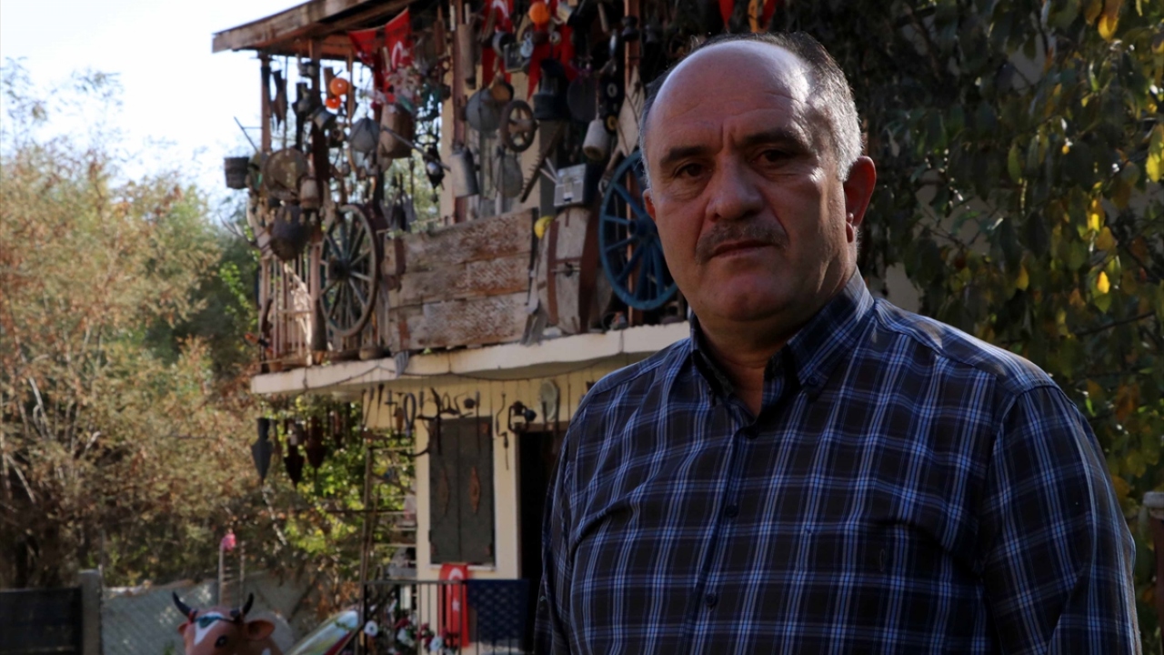 Çavuşoğlu, biriktirdiği eşyaları 7 yıl önce Korgun ilçesine bağlı Ildızım köyündeki bahçesinde sergilemeye karar verdi.