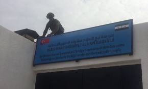 TSK'nın onardığı Tel Abyad'daki okula "Barış Pınarı" adı verildi