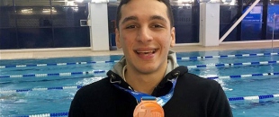 Milli yüzücü Ümitcan Güreş'ten bronz madalya