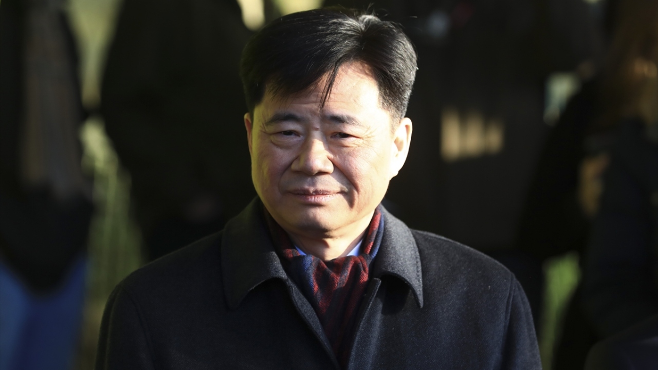 Pandalara isim verilmesi vesilesiyle bugün düzenlenen törene Berlin Eyaleti Başbakanı Michael Müller ve Çin’in Berlin Büyükelçisi Wu Ken (fotoğrafta) ile davetliler katıldı.