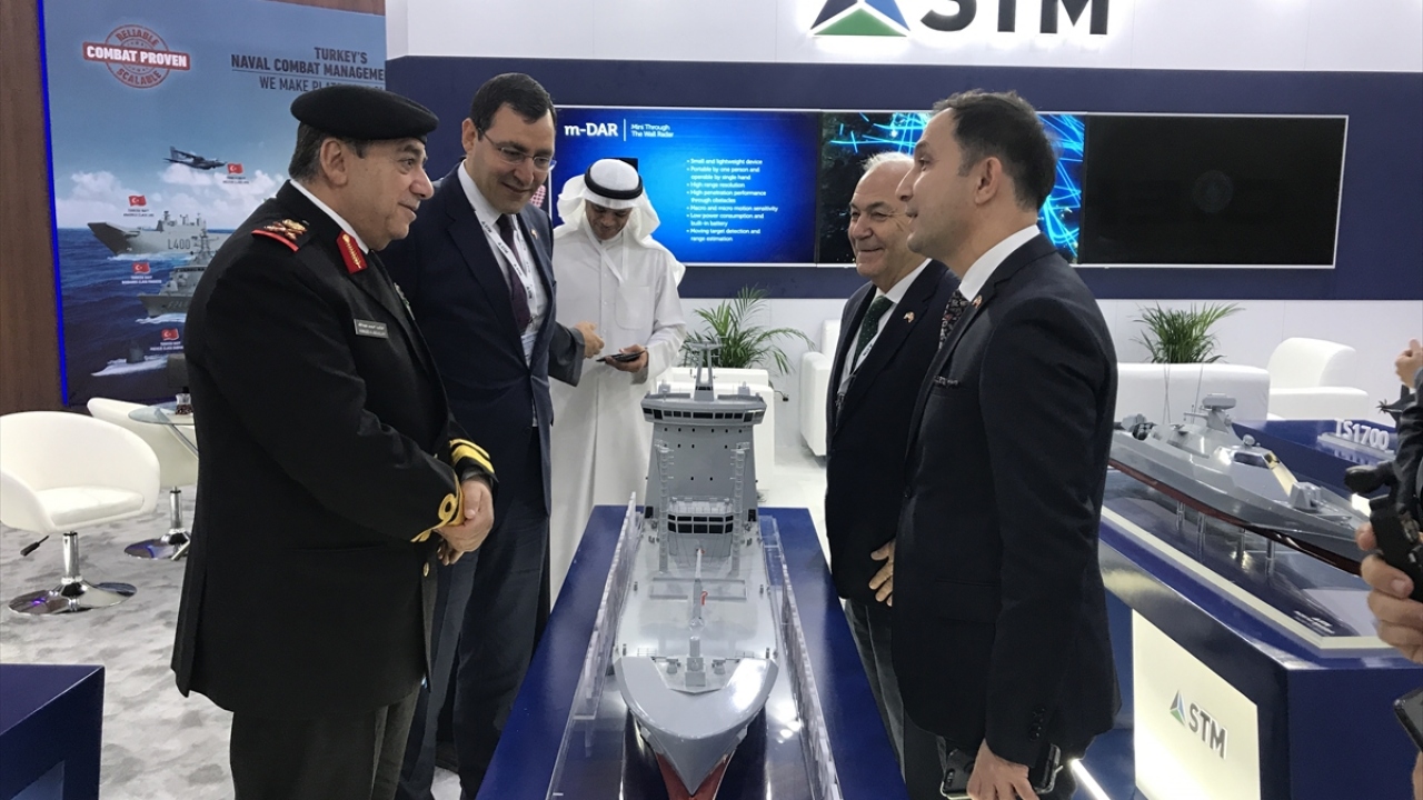 Savunma Teknolojileri Mühendislik ve Ticaret AŞ (STM) standı, fuardaki yerini aldı.