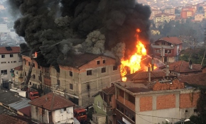 Zonguldak'ta fabrika yangını