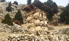 Toroslar'daki gizemli tarihi yapılar merak uyandırıyor