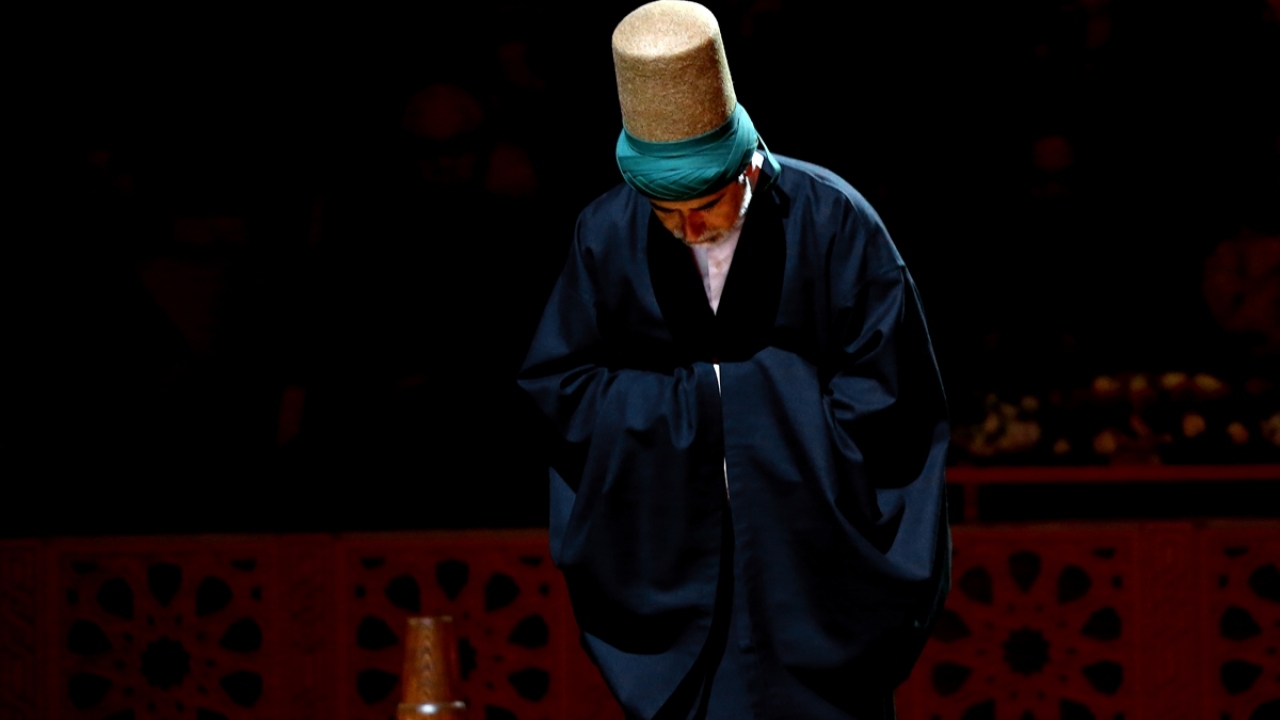 Bu ilgi her yıl olduğu gibi ünlü düşünürün vefat günü olan 17 Aralık`ta Şeb-i Arus programı ile doruğa çıkacak.