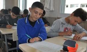 14 yaşındaki Emre biyonik ele kavuşmanın hayalini kuruyor