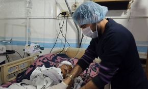 İdlibli Gadir bebek, Rus bombalarına inat yaşama tutundu