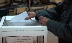 Cezayir'de protestoların gölgesinde seçim süreci