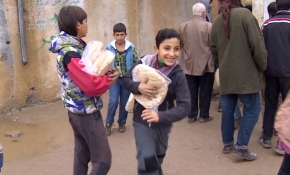 AFAD Tel Abyad'ta ücretsiz ekmek dağıtımına başladı