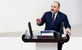 Bakan Varank'tan muhalefete gönderme: Girdiği 9 seçimi kaybedene tek adam denir