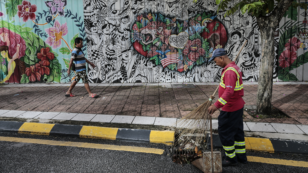 Malayların dışında yoğun Çinli ve Hint nüfus barındıran Kuala Lumpur`da, Malay, İslam, Hint ve Çin kültürleri bir arada yaşanıyor.