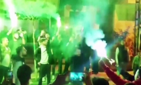 Asker eğlencesi yapan grup ortalığı birbirine kattı