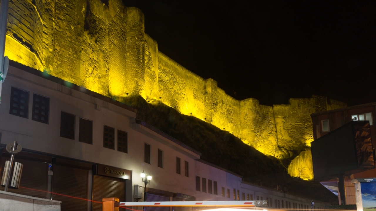 "Bitlis 7 bin yıllık kadim bir şehir."