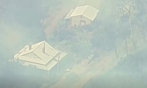 Avustralya'da kırmızı alarm: Yangın yerleşim yerlerine yaklaştı