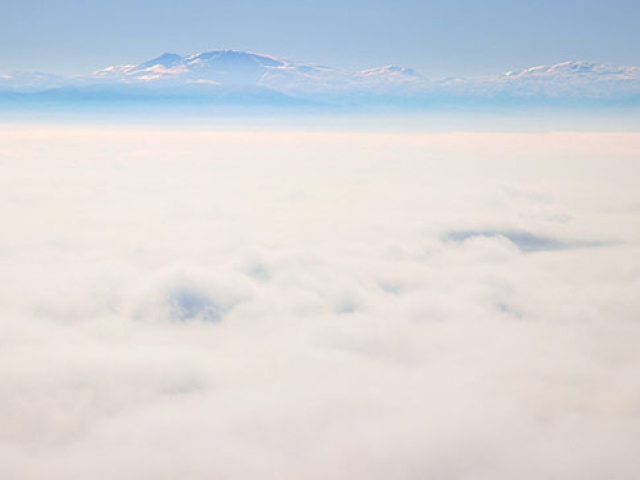 Elazığ'ın tarihi mahallesinde sis manzarası