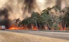 Avustralya'da itfaiyeciler tahliye çağrısında bulundu