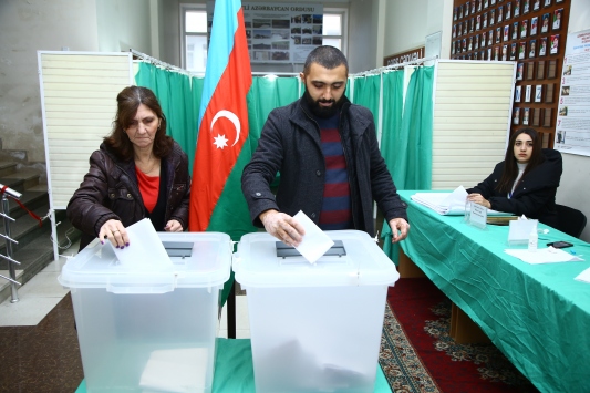 Azerbaycan'da yerel seçimler yapılıyor