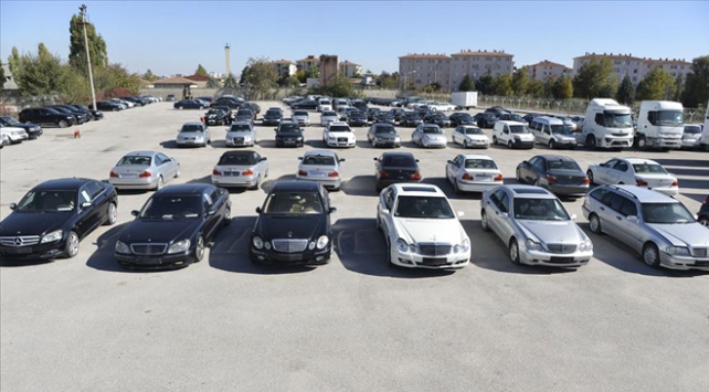 Gümrükte el konulan araçların sahiplerine iadesi için ek süre