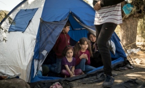 Avrupa, Yunanistan'daki sığınmacı çocukların dramına gözlerini kapattı