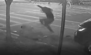 ABD'de iki kişiye "1 dolarlık" gasp