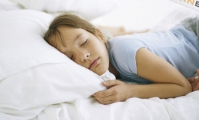 Çocuklar kaç saat uyumalı, ne kadar süre internette olmalı?