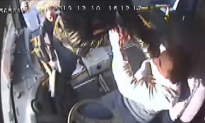 Otobüs şoförüne "cep telefonu" dayağı