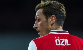 Çin'den Mesut Özil'e sansür