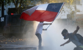Şili'de hükümet karşıtı gösteriler sürüyor