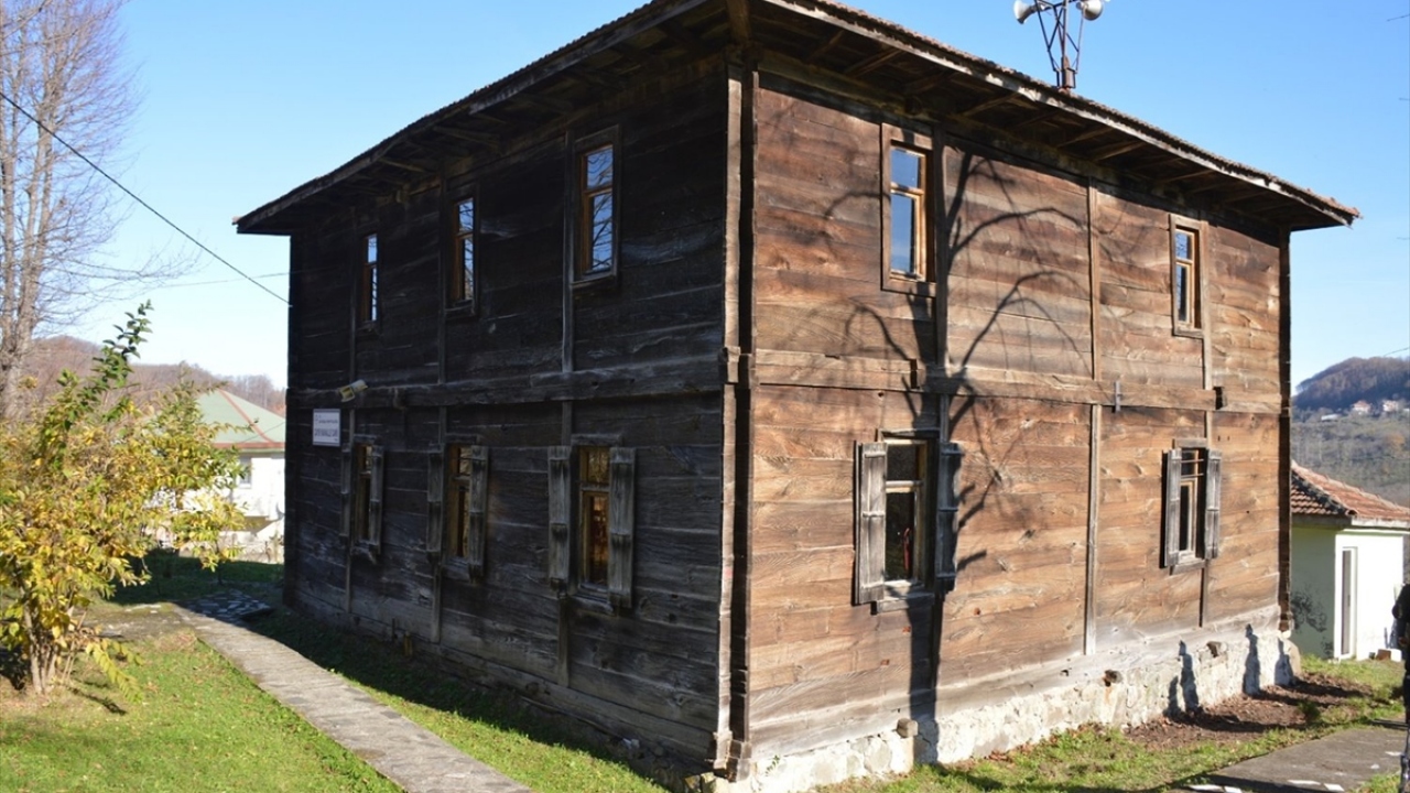 Çaybaşı ilçesi Gürcek ve Tekke camilerinin de restorasyon projelerinin hazırlıkları sürüyor. Gürgentepe Eskiköy Camisi`nin restorasyonuna ise yakın zamanda başlanması planlanıyor.