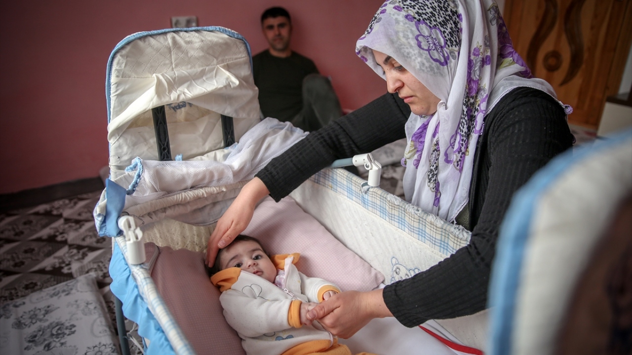 Avukat Ali Samsum, mahkemenin kararı 18 Kasım`da SGK`ya bildirdiğini belirterek, o tarihten bu yana ilacı alamadıklarını ifade etti. 