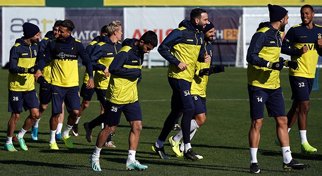 Fenerbahçe pas çalışması yaptı
