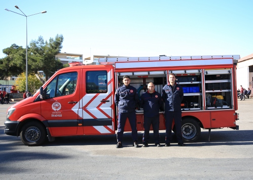 İtfaiye erlerinin ameliyata girmesini şaka sanıldı