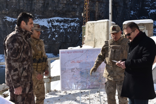 Hakkaride başlatılan "Kapan-3 Kavaklı Operasyonu"