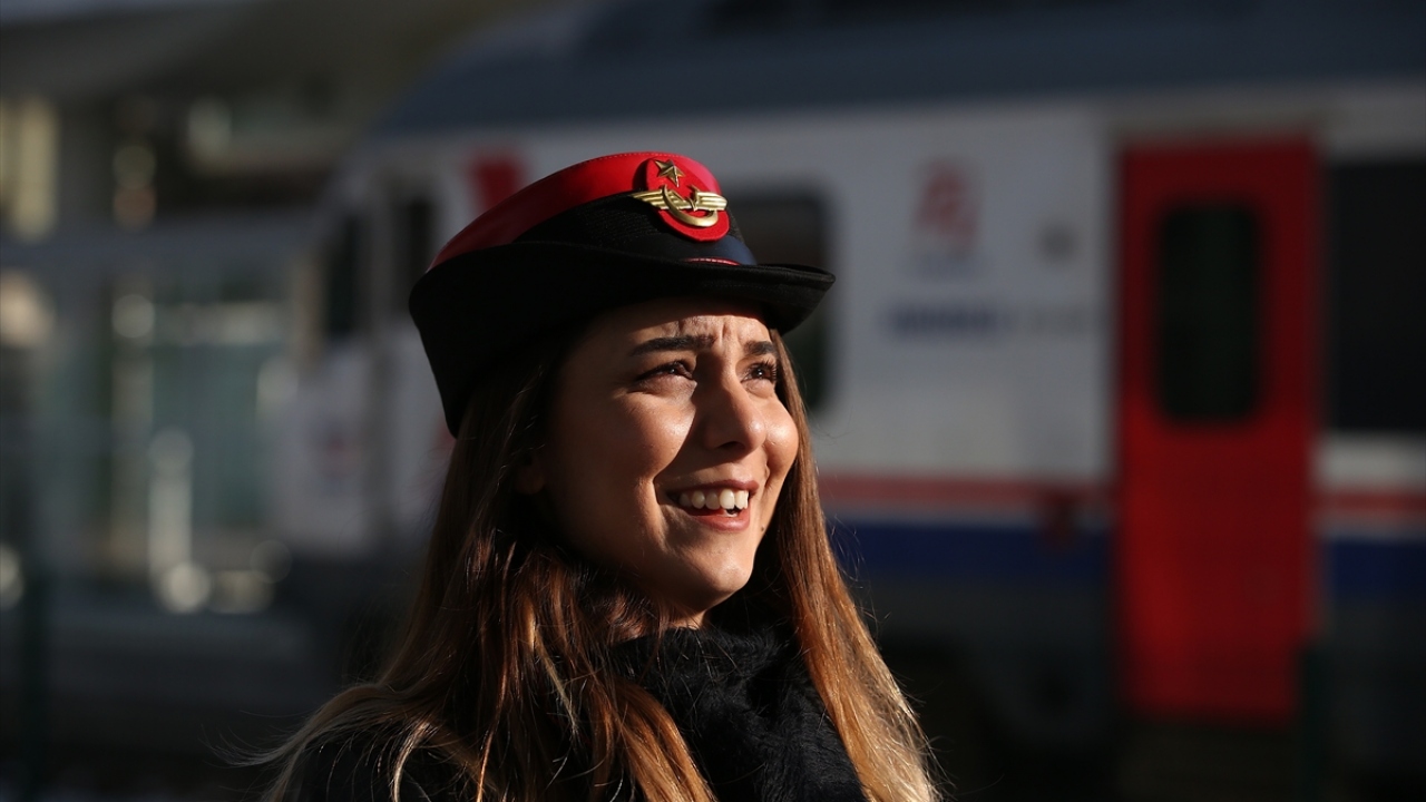 "Demir yolu sevgim küçük yaşlarda başladı"