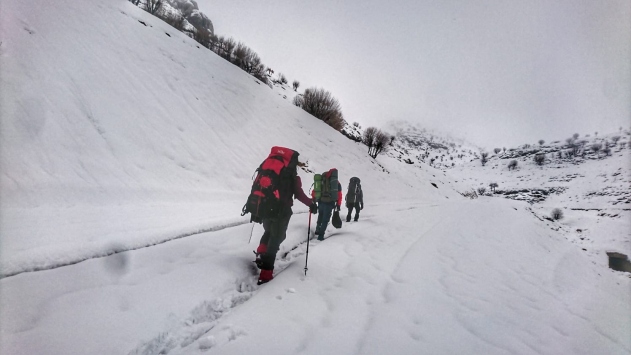 Dağcılar Nemrut Dağına zorlu tırmanış gerçekleştirdi