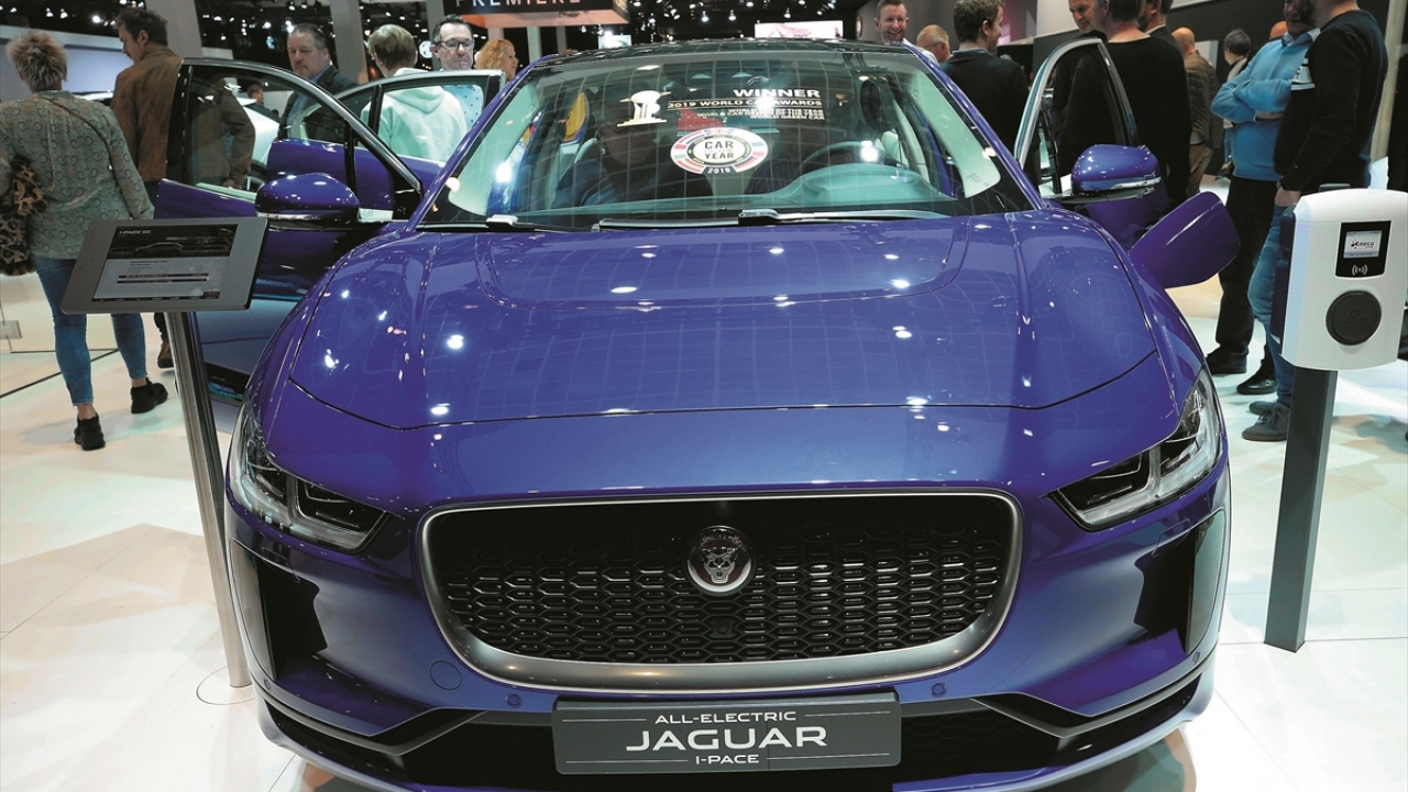 Fuarda Jaguar`ın elektrikli modeli I-PACE de yer aldı.