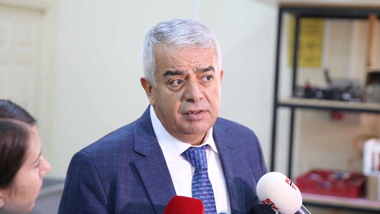 Maltepe Açık Ceza İnfaz Kurumu Müdürü Emrullah Turan, ceza infaz kurumları içerisinde kendi markası adı altında faaliyet gösteren tek yangın tüpü dolum ve bakım atölyesine sahip olduklarını söyledi.