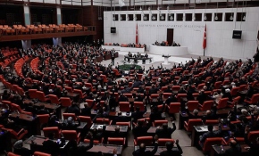 Mısır'daki AA bürosu baskınına siyasi partilerden ortak tepki