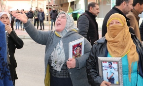 Diyarbakır annelerinden HDP'lilere tepki