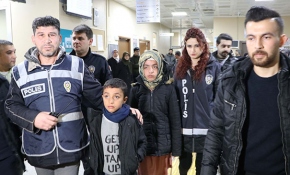 Karnelerini aldıktan sonra kaybolan kardeşler bulundu