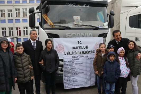 Boludan İdlib için toplanan yardımları taşıyan 9 tır yola çıktı