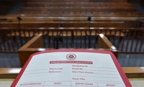 Eski MİT görevlisi, kritik isimleri FETÖ'ye fişlemiş