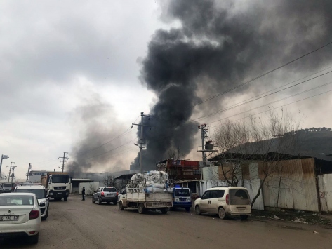 Bursada hurda deposunda yangın