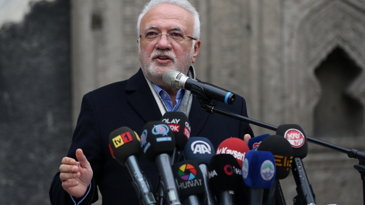 Milletvekili Mustafa Elitaş ise konağın bulunduğu yerin, kentin en eski mahallerinden olduğunu söyledi.