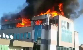 Antalya'da iş merkezinde yangın