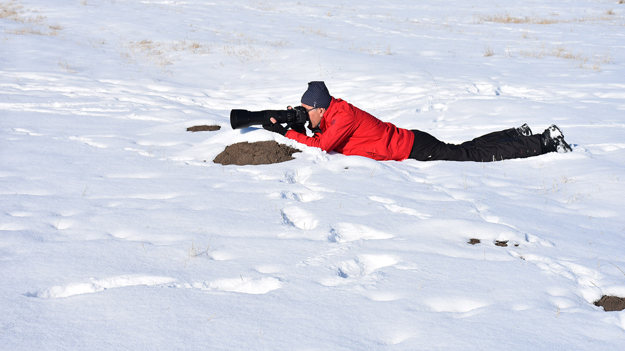 Marangozluk yaparak geçimini sağlayan 55 yaşındaki Beşli, izlediği bir belgeselden etkilenerek fotoğraf çekmeye başladı.